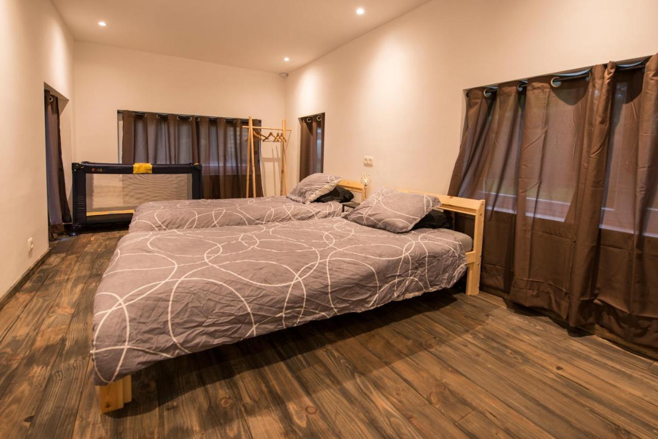Le Chalet Naturzen Hastiere-par-dela Luaran gambar